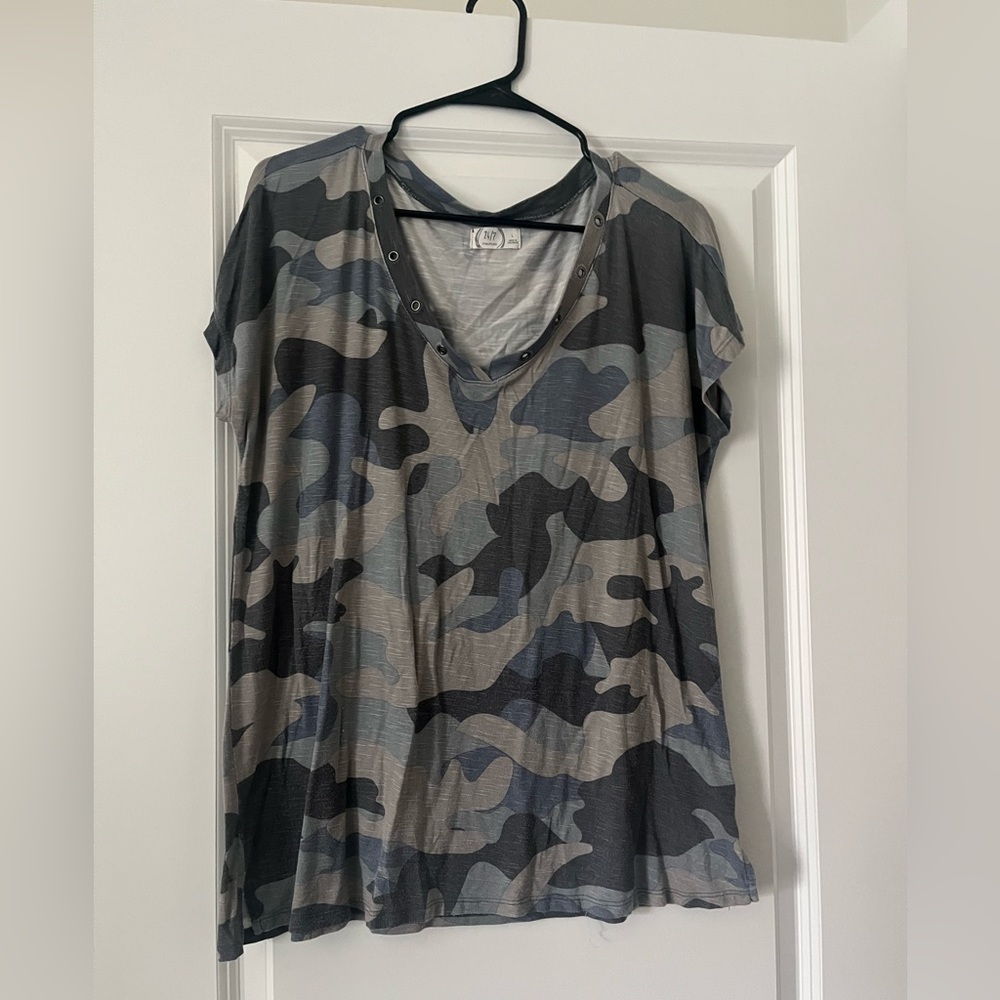 Maurice’s Camo short sleeve shirt